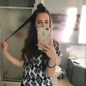 Meet your Posher, Jasmine